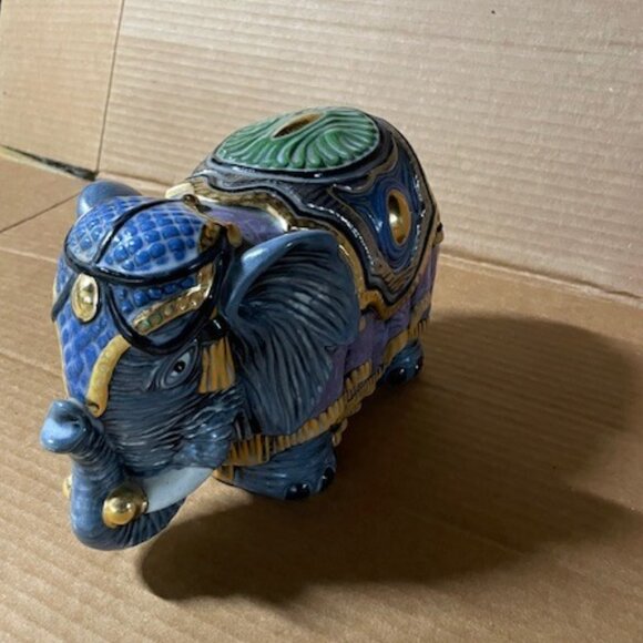 Ceramic Colorful Elephant from 1970 - Picture 1 of 8